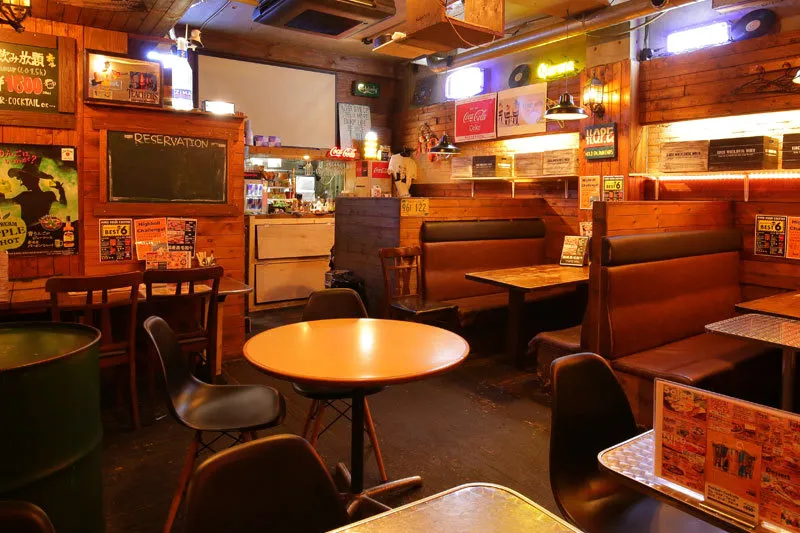 お酒との相性も考慮した幅広いお料理